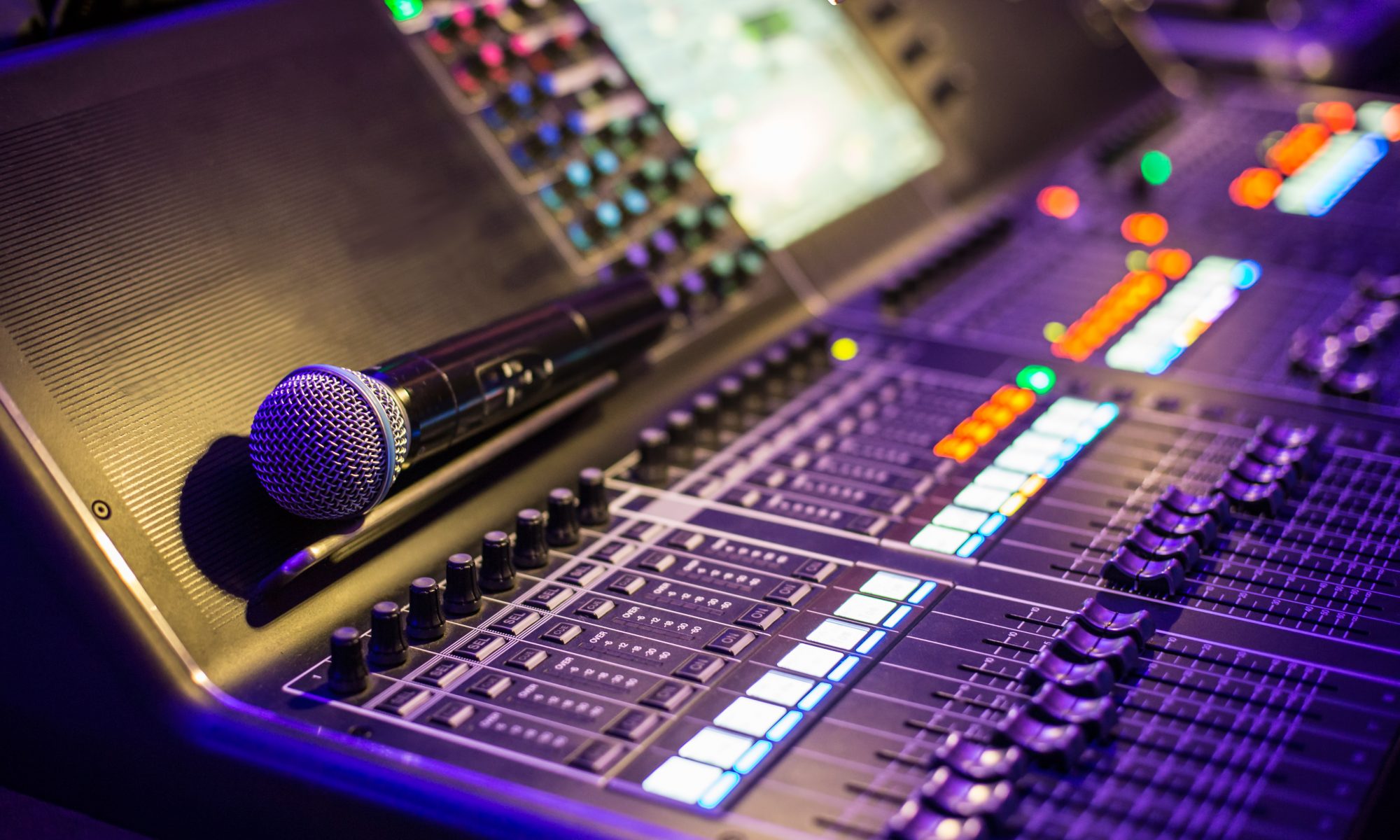 AV/PRODUCTION
